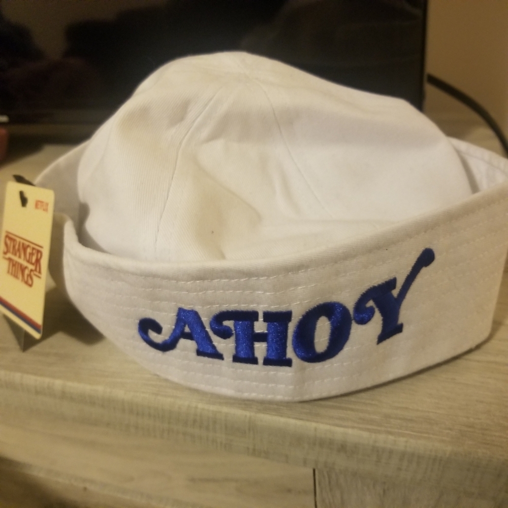 Scoops Ahoy hat